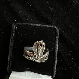 Silver Cobra Ring for Reptile Enthusiasts